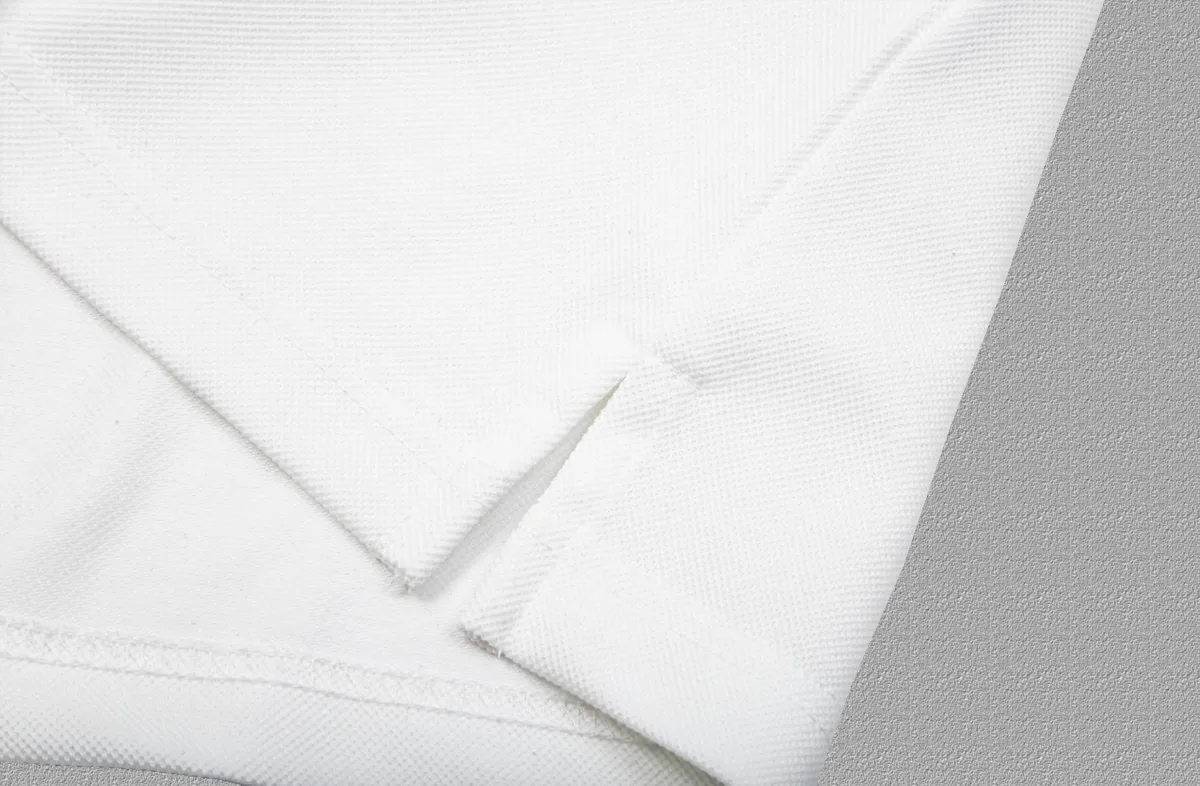 P100✨🔥 [valentine Valentino] 2026FW short-sleeved lapel polo shirt Color: Black White Size: S-XXL